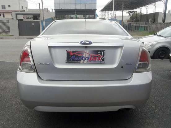 FORD-FUSION-2008