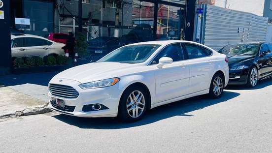 FORD-FUSION-2013