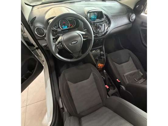 FORD-KA-2016