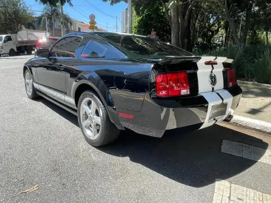 FORD-MUSTANG-2008