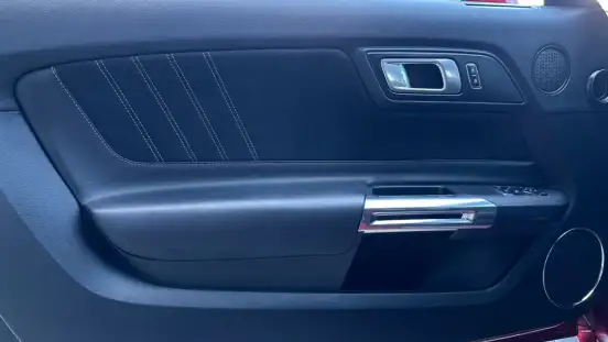 FORD-MUSTANG-2019