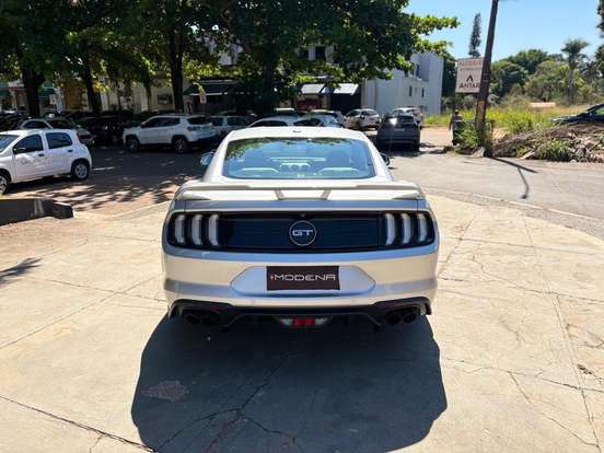 FORD-MUSTANG-2018