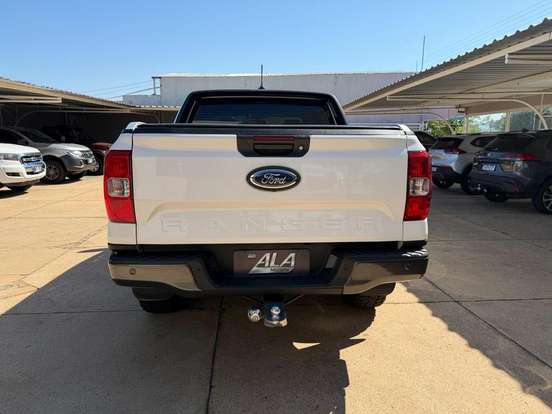 FORD-RANGER-2.0 TURBO DIESEL CD BLACK 4X2 AUTOMÁTICO FORD-RANGER-2024