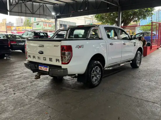 FORD-RANGER-3.2 XLT 4X4 CD 20V DIESEL 4P AUTOMÁTICO FORD-RANGER-2013