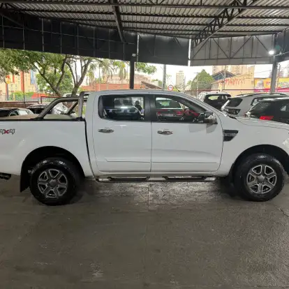 FORD-RANGER-2013