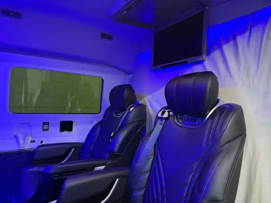 FORD-TRANSIT-2.0 ECOBLUE DIESEL MINIBUS 17+1 460E AUTOMÁTICO FORD-TRANSIT-2024