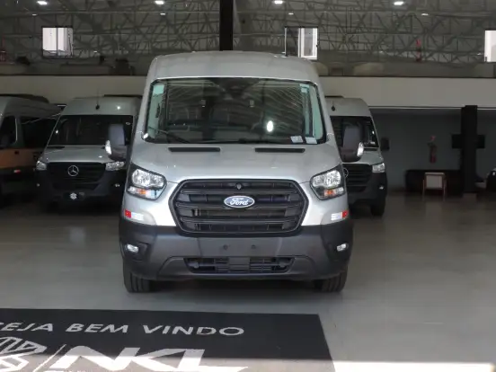 FORD-TRANSIT-2025