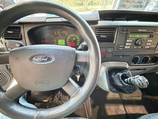 FORD-TRANSIT-2012