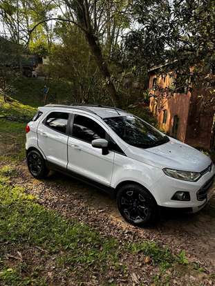 FORD-ECOSPORT-2013