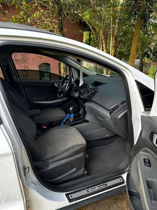 FORD-ECOSPORT-2013