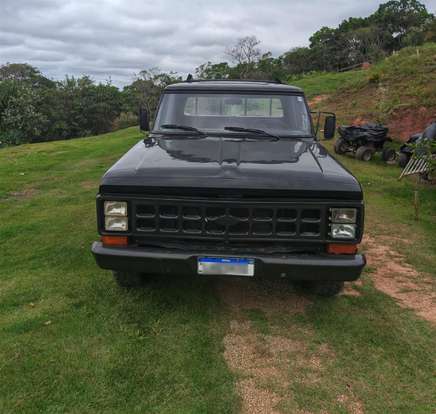 FORD-F-1000-1985