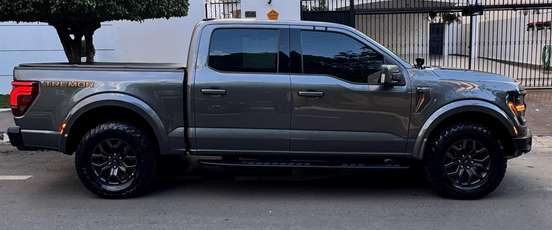 FORD-F-150-2025