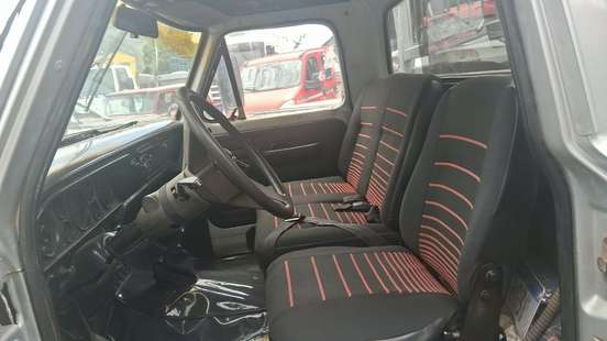 FORD-F-4000-1989