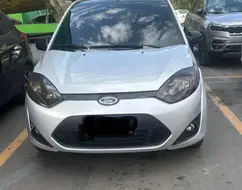 FORD FIESTA 1.0 ROCAM SE 8V FLEX 4P MANUAL FORD FIESTA 1.0 ROCAM SE 8V FLEX 4P MANUAL