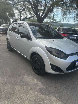 FORD-FIESTA-2013