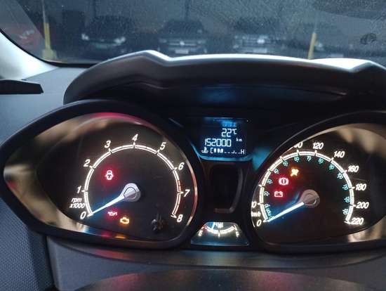 FORD-FIESTA-2013