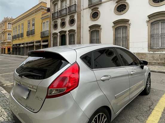 FORD-FIESTA-1.6 TITANIUM PLUS HATCH 16V FLEX 4P POWERSHIFT FORD-FIESTA-2015