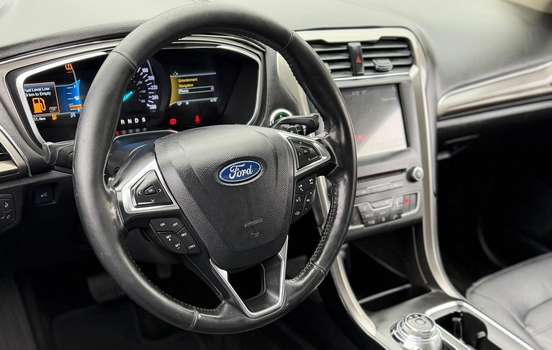 FORD-FUSION-2018