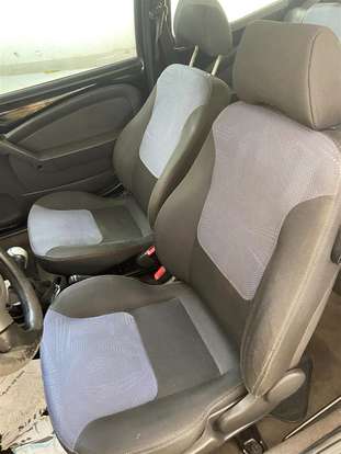 FORD-KA-2012