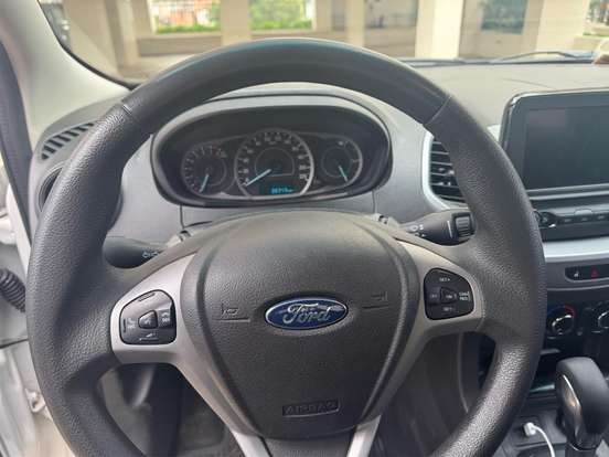 FORD-KA-1.5 TI-VCT FLEX SE PLUS SEDAN AUTOMÁTICO FORD-KA-2020