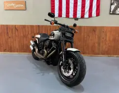 HARLEY-DAVIDSON SOFTAIL FAT BOB 114 HARLEY-DAVIDSON SOFTAIL FAT BOB 114