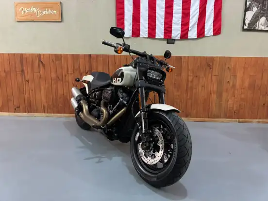 HARLEY-DAVIDSON-SOFTAIL FAT BOB 114 HARLEY-DAVIDSON-SOFTAIL FAT BOB 114-2022