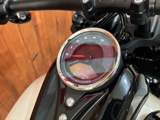 HARLEY-DAVIDSON-SOFTAIL FAT BOB 114 HARLEY-DAVIDSON-SOFTAIL FAT BOB 114-2022