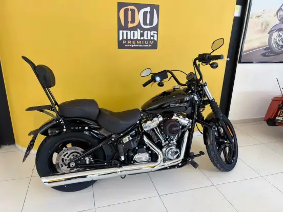 HARLEY-DAVIDSON-STREET BOB-2025