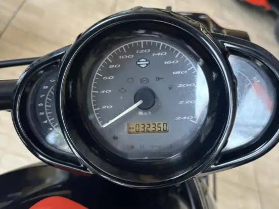 HARLEY-DAVIDSON-V-ROD MUSCLE HARLEY-DAVIDSON-V-ROD MUSCLE-2013
