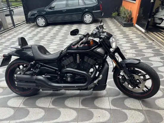 HARLEY-DAVIDSON-V-ROD MUSCLE HARLEY-DAVIDSON-V-ROD MUSCLE-2013