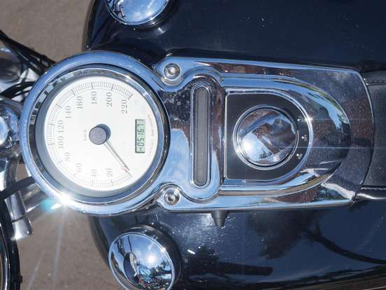 HARLEY-DAVIDSON-DYNA SUPER GLIDE CUSTOM HARLEY-DAVIDSON-DYNA SUPER GLIDE CUSTOM-2011