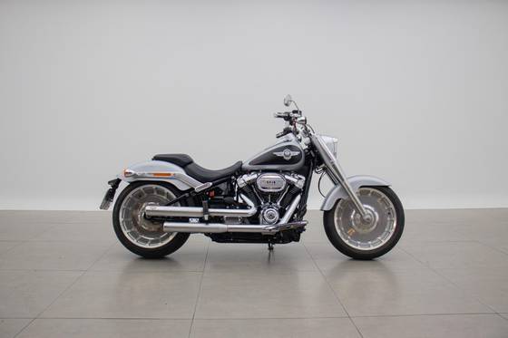 HARLEY-DAVIDSON SOFTAIL FAT BOB 114 