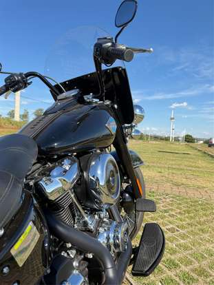 HARLEY-DAVIDSON-SOFTAIL HERITAGE CLASSIC-2025