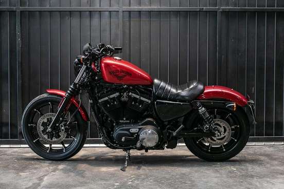 HARLEY-DAVIDSON-SPORTSTER XL 883N IRON-2017