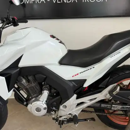HONDA-CB TWISTER-2016