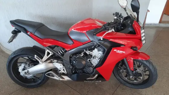HONDA CBR 650F 