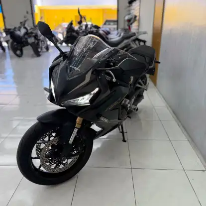 HONDA-CBR 650R ABS-2023