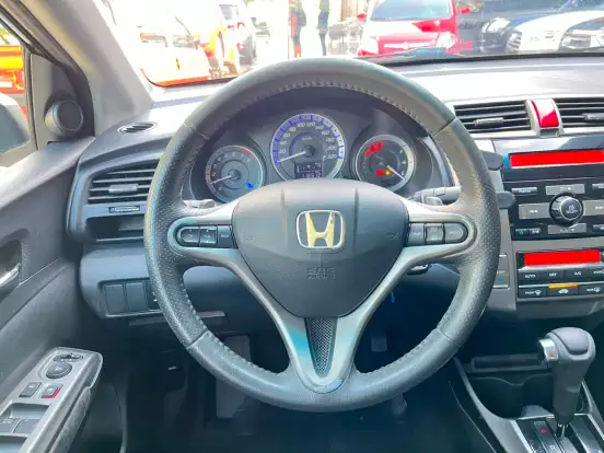 HONDA-CITY-1.5 EX 16V FLEX 4P AUTOMÁTICO HONDA-CITY-2013