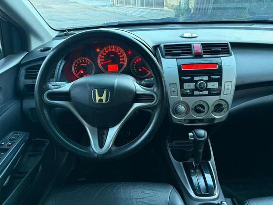 HONDA-CITY-1.5 LX 16V FLEX 4P AUTOMÁTICO HONDA-CITY-2010