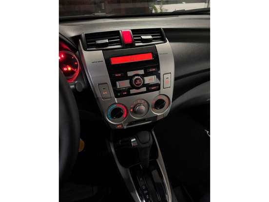 HONDA-CITY-1.5 LX 16V FLEX 4P AUTOMÁTICO HONDA-CITY-2011