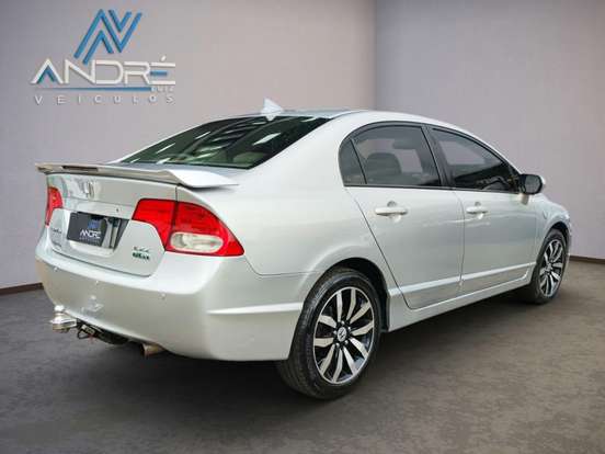 HONDA-CIVIC-1.8 LXS 16V FLEX 4P MANUAL HONDA-CIVIC-2009