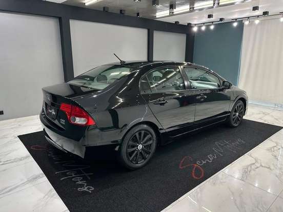 HONDA-CIVIC-2010