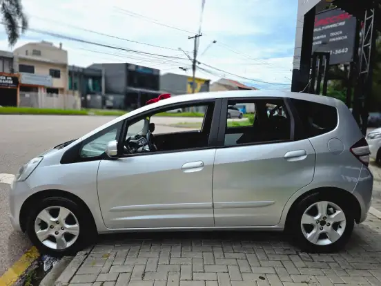 HONDA-FIT-1.4 LXL 16V FLEX 4P AUTOMÁTICO HONDA-FIT-2011
