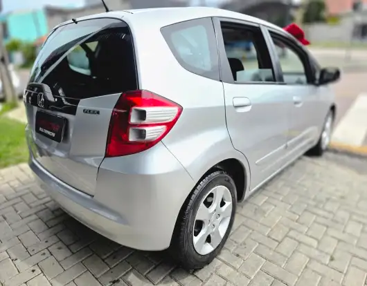 HONDA-FIT-2011