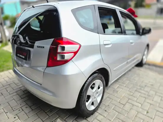 HONDA-FIT-1.4 LXL 16V FLEX 4P AUTOMÁTICO HONDA-FIT-2011