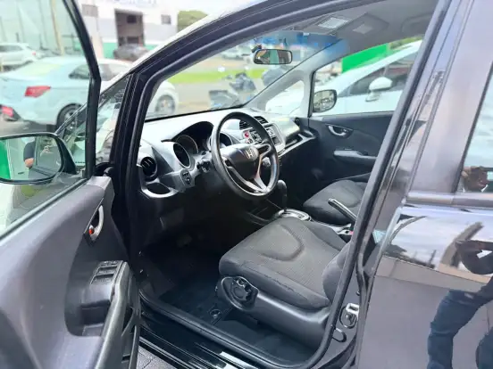 HONDA-FIT-2011