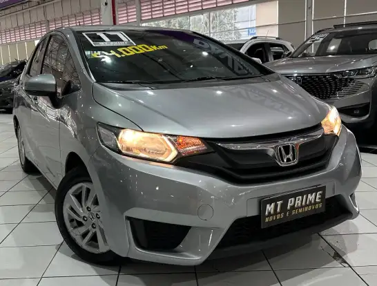 HONDA-FIT-2016