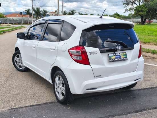 HONDA-FIT-1.4 DX 16V FLEX 4P MANUAL HONDA-FIT-2013