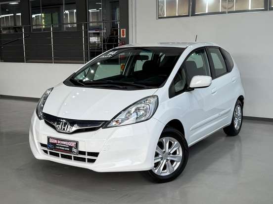 HONDA-FIT-2014