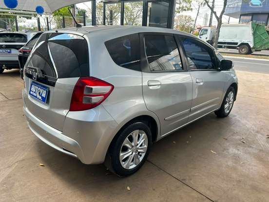 HONDA-FIT-2012